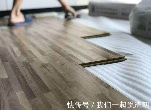 地面|头一次见在旧瓷砖上铺木地板，真是聪明极了，方便又很实用