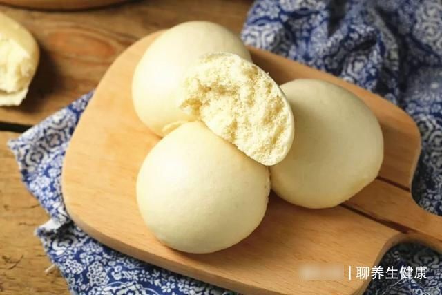 在主食馒头、面条、米饭，哪个含糖量高一些？本文为你讲出答案