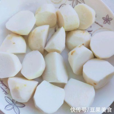 滋阴|芋子蒸排骨这样吃，换个口味换种心情