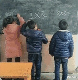 |搞笑GIF:在地下停车场还敢开这么快?真的是不怕!