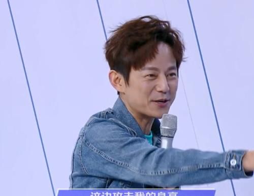 宋亚轩上《快本》太放肆？公开diss何炅身高矮，吴昕都看不下去了