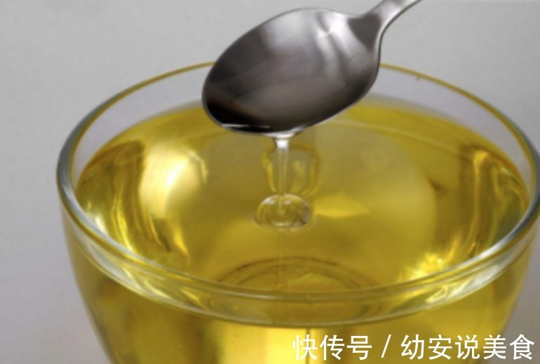 秋冬季节,栗子如此做,香甜可口,简单易学,隔壁小孩都来抢吃