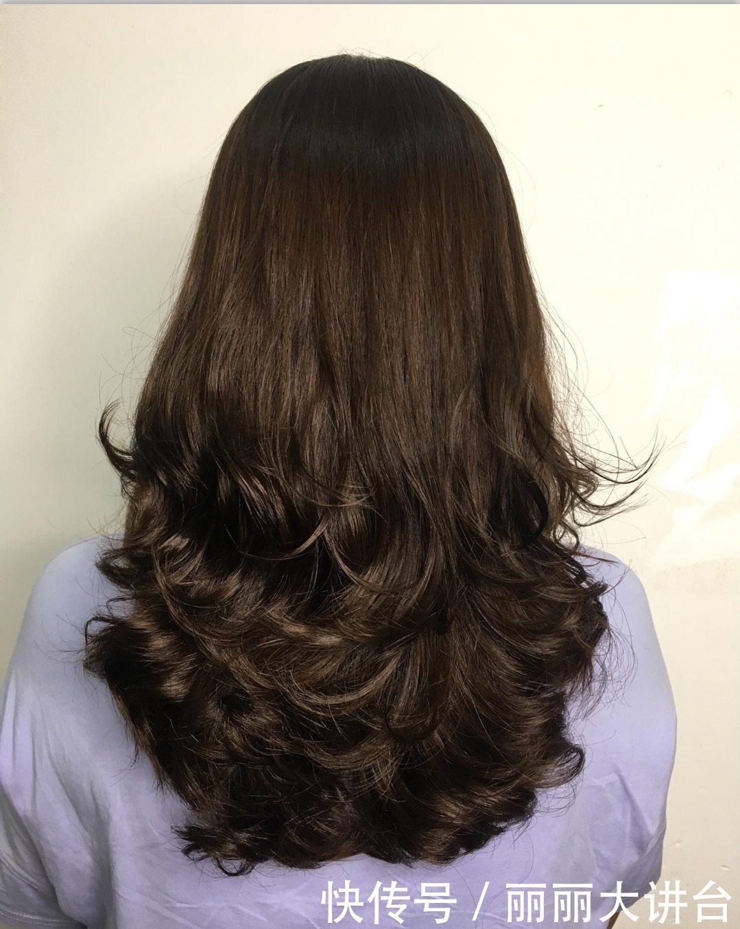 烫发|秋冬发型别乱剪,新时尚发型19款送给大家,洋气时尚好打理