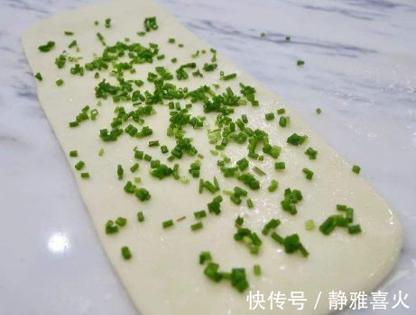 香葱|烙饼时,有人烫面有人抹油教你1招,饼松软香酥口感好,不发硬