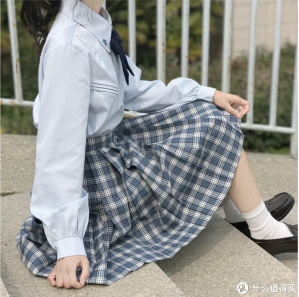 jk格裙|百褶裙和JK格裙总分不清楚？这篇少女裙褶间的小秘密，你可一定要看~