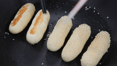 馒头|别只会做馒头,教你个新做法!既当早餐又当零食,好吃得不像话