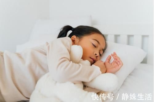 掉以轻心|孩子身体提前发育，“早熟”会直接影响成长速度，家长别掉以轻心