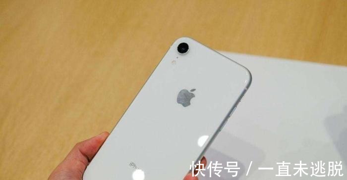 人脸识别|iphoneXR边框太宽是否影响使用！