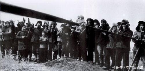 东北|十万日军在东北疯狂挖宝, 挖了一千米, 为首的却突然流泪剖腹谢罪！