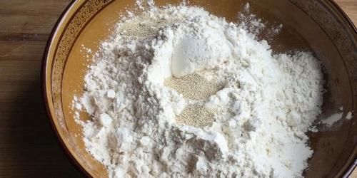 和面|馒头最好吃的做法，和面不用一滴水，蓬松喧软有层次，值得收藏