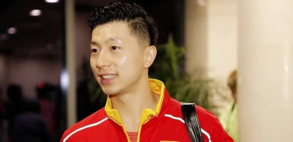 女运动员|乒乓冠军马龙:与河海校花恋爱长跑8年,领奖台上高调示爱女友