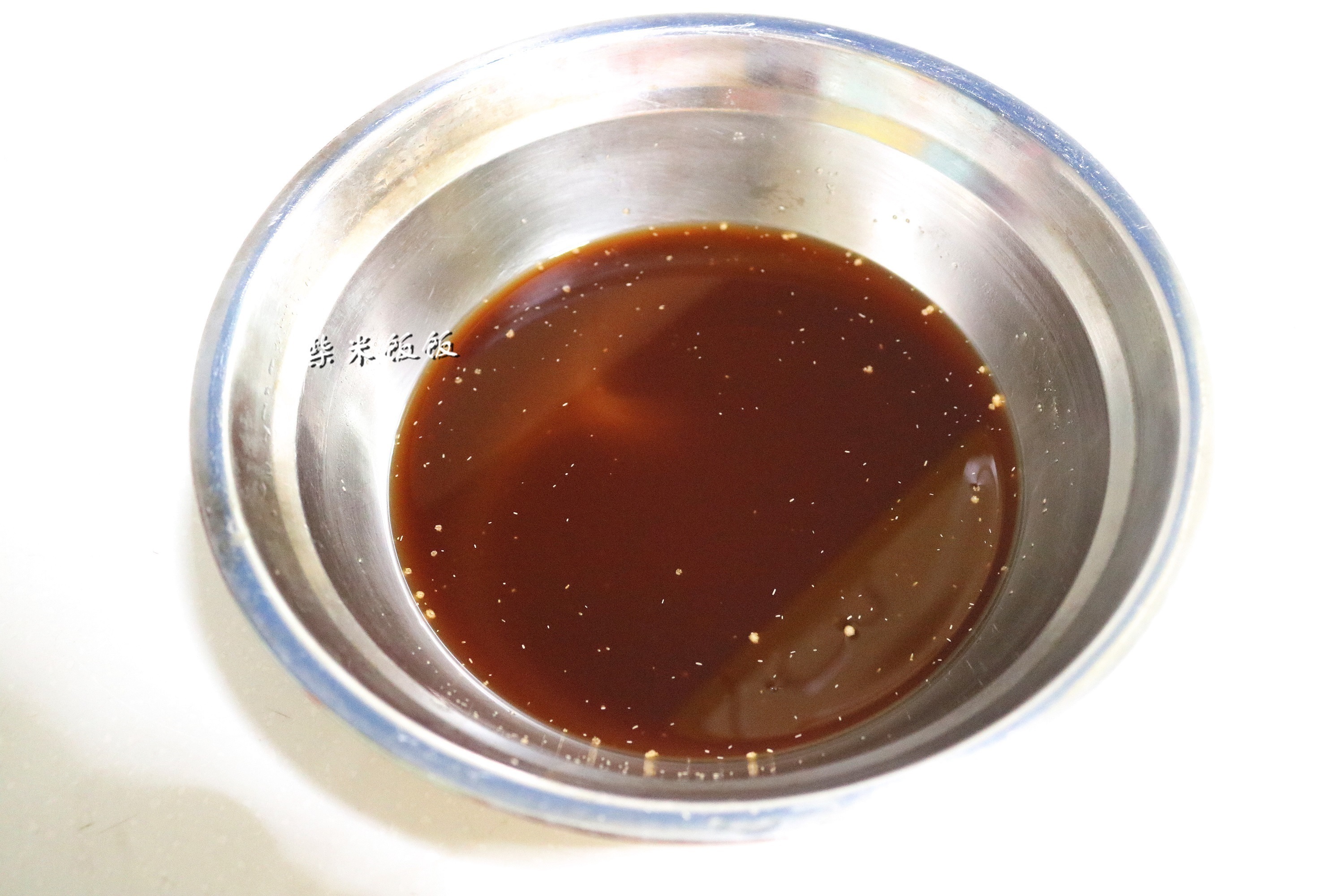 红糖|红糖馒头别买了,用这做法特别简单,不用费劲揉面,个个香软