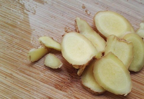 调味料|做红烧肉时，掌握这些小诀窍，红烧肉软烂入味口感好，不油腻！