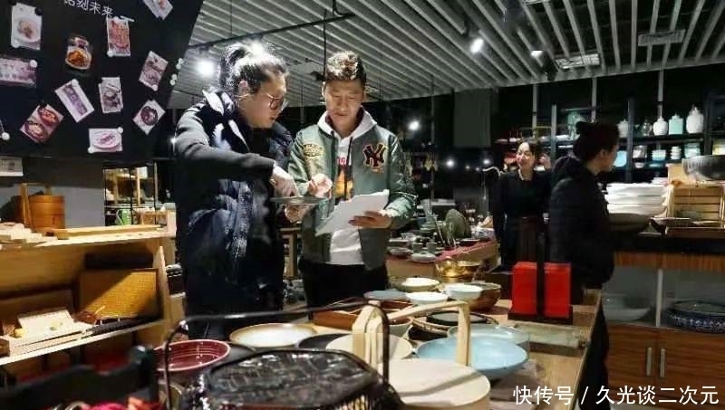 皇帝|专研故宫美食40年,80余篇御膳档案,她用一本书揭秘宫廷生活!