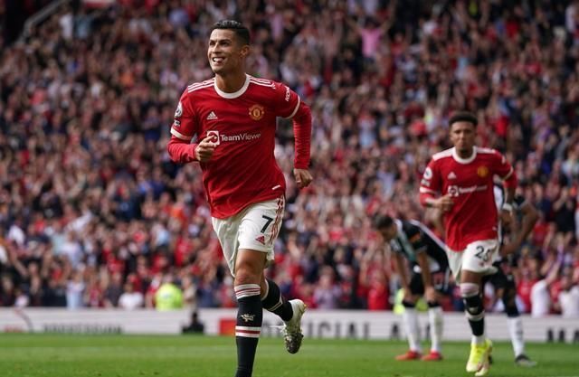 whoscored|0球0助攻0射正!1.2亿巨星迎灾难首秀,被C罗完爆,巴萨笑了