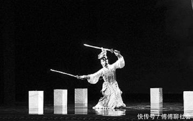 汉代|唯一存世的“汉代櫑具剑”,价值超过10亿,英国抢走后拒不归还