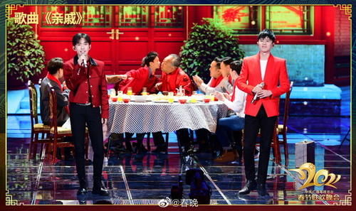 易烊千玺和春晚假发!居然是大型连续剧啊!四字弟弟也素颜回应啦