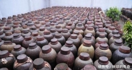 种酒|超市里“便宜”的3种白酒,一般人看不上,但是买的人才是行家