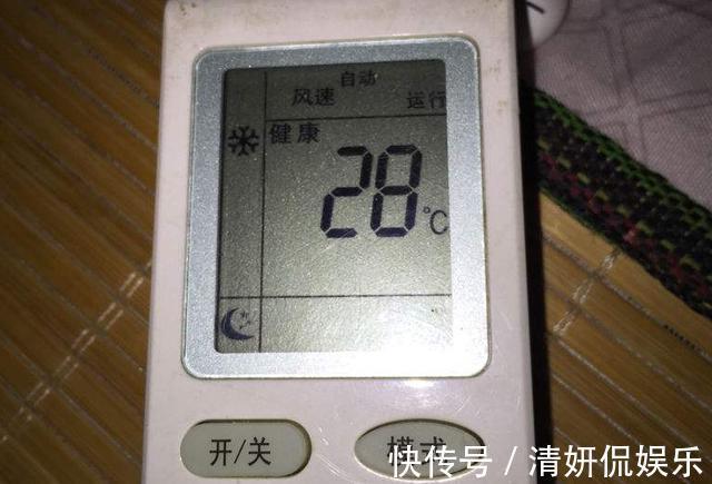 |沙雕动画,搞笑:为了捡瓶盖,叫了全村的人来喝酒