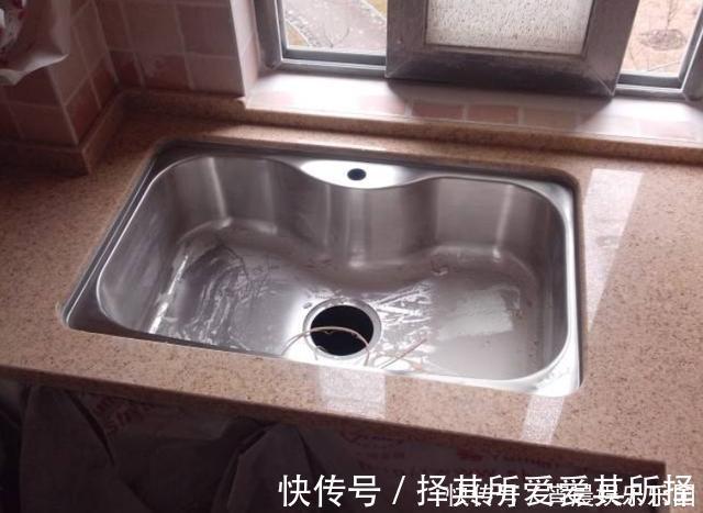 洁净|洁净厨房下,橱柜台面选择和保养太重要了,5个细节要知道