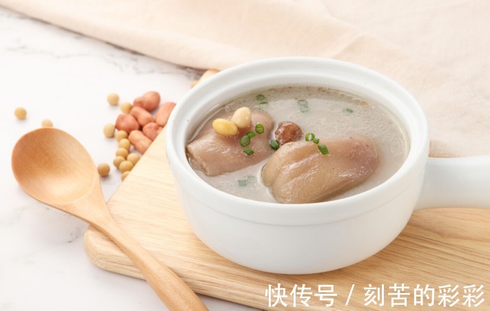 比味精更可怕的调料,“偷走”了孩子身高,家长还当作宝给孩子喂