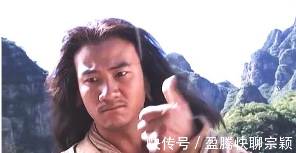 慕容龙城|慕容复战绩越打越差,难道斗转星移言过其实?问题出自慕容龙城