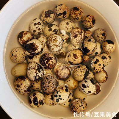 芋头红烧肉|鹌鹑蛋芋头红烧肉