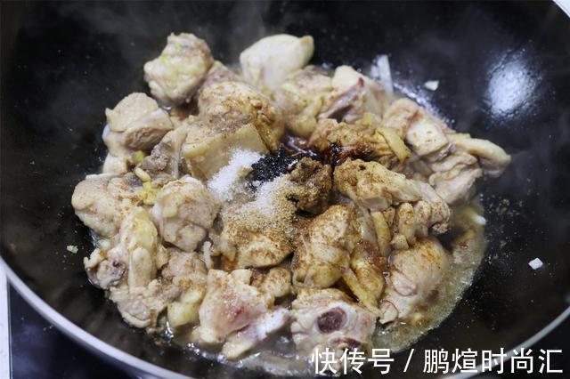 生炒鸡|小时候常吃的“生炒鸡”会做了!省事好吃,鸡肉里外都香,吃不够