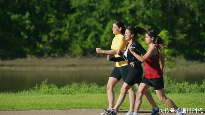 每天走路為啥還生病?只要繞過四個坑,就能開啟健康大門!