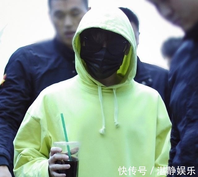 NINEPERCENT合体排练,九个人造型各异,集齐春夏秋冬四季穿搭