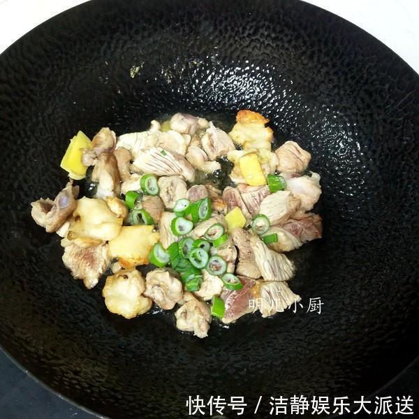 土豆|土豆和它一起炒,是肠道“通便器”,隔三差五吃,排出肠道臭宿便