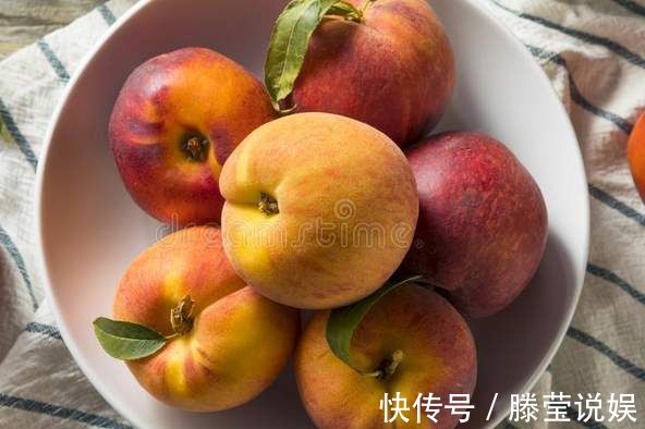 香甜可口|买桃子就得这样挑,照着做,一挑一个准,香甜可口,汁水足口感棒