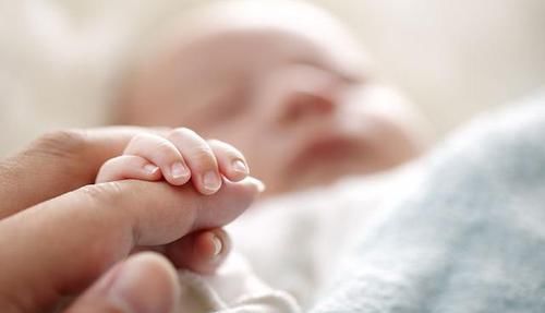 小陈|新生儿出生有黄疸,跟孕妇这些习惯有关,中招的孕妈赶紧改掉