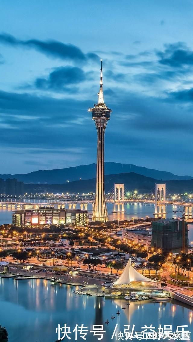 喂养|婴儿有这些表现就要喂喝水了,别让宝宝受伤害