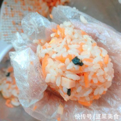 米饭|料足口感好，你一定喜欢的剩米饭的第N种吃法