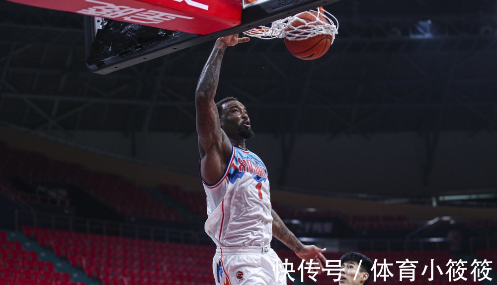 cb连续11场20+!周琦替身成CBA独一份 他是最被低估外援?