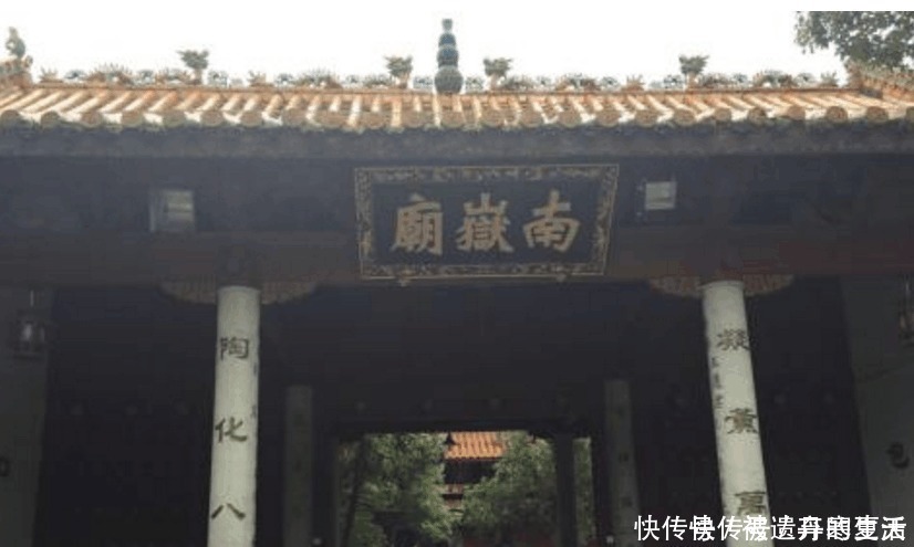 刘知府|纪晓岚给和尚写挽联, 上联 南岳庙死个和尚, 下联化腐朽为神奇!