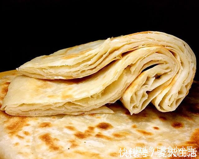 好吃|正确的烙饼方法，不抹油，不烫面，这样做也好吃，网友太好吃了