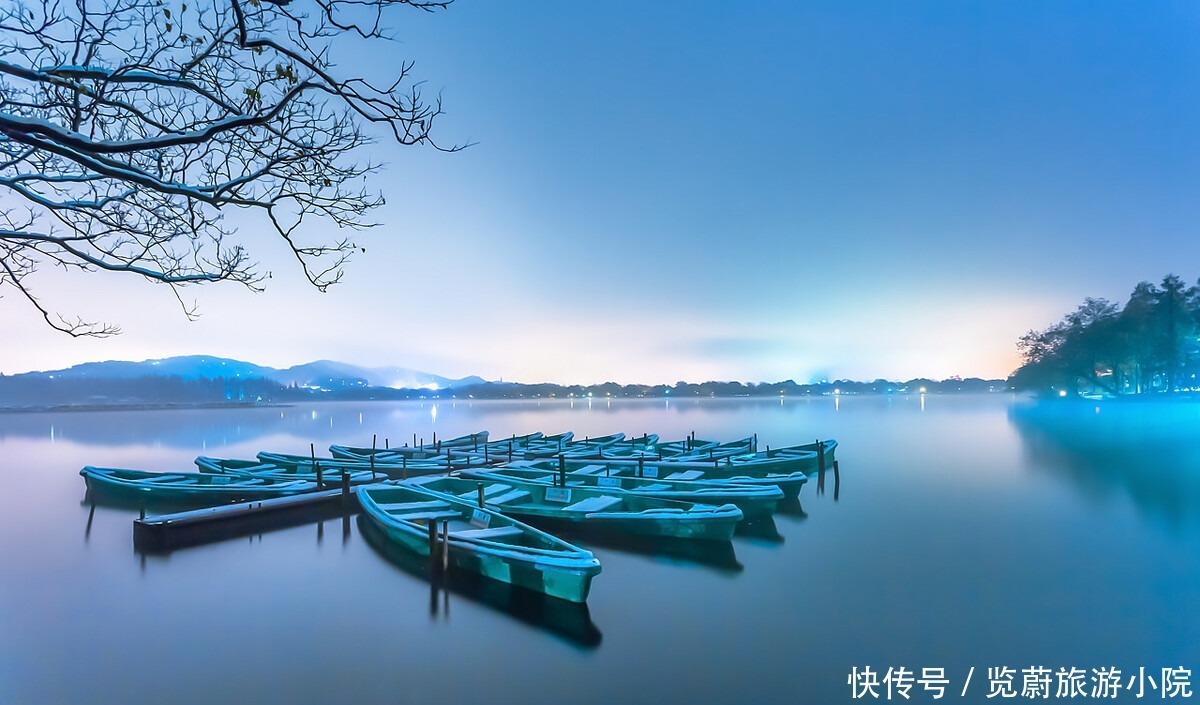  烟雨|画船听雨，流光寂寂，谁为一身江南烟雨，覆了天下