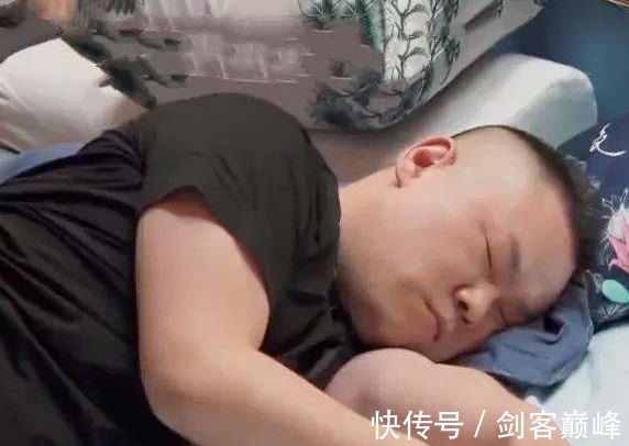 郭麒麟|黄磊替女儿要相声门票被拒绝,岳云鹏回答让人无法反驳