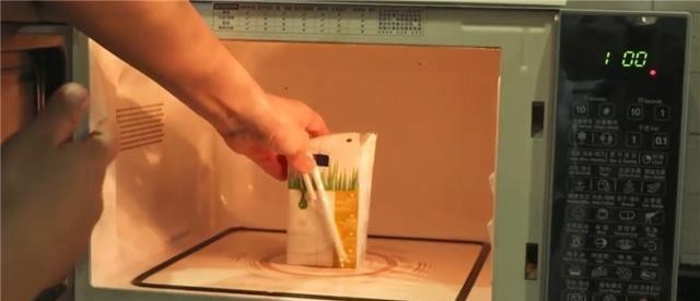 加热|盒装牛奶能用微波炉加热吗?劝你还是三思!