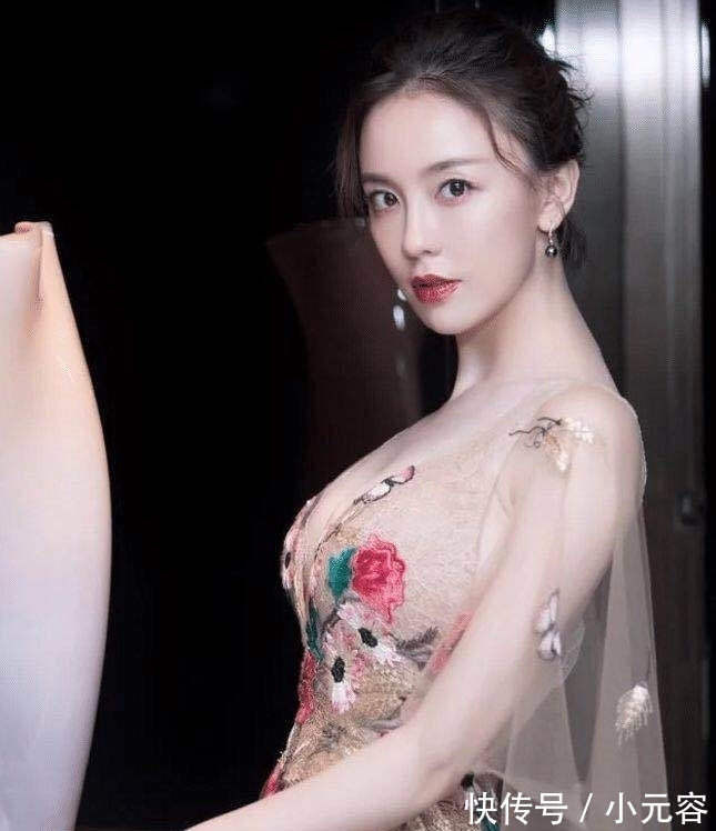 街拍|街拍：气质小姐姐，挑一个娶回家，你选谁！