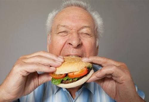 区别|经常吃肉的人与经常不吃肉的人,身体有什么区别,哪种危害更大