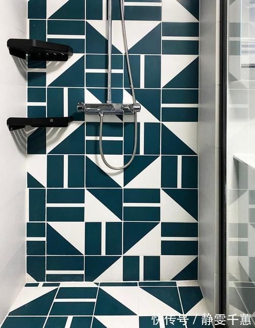 客厅|她不顾家人反对，坚持爆改精装房，完工后，既实用又治愈！