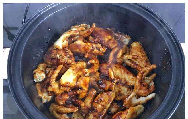 羊肉锅|入冬后，我家每周必吃的火锅，荤素搭配，简单易做，好吃又实惠