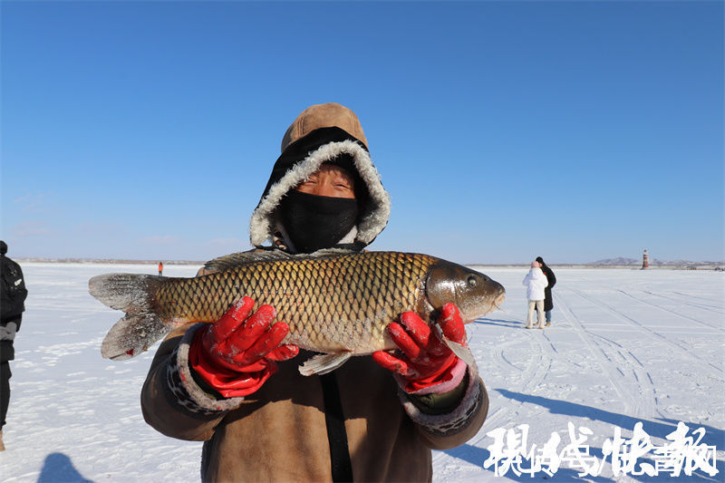 冰雪世界|冰雪上驰骋，大湖中冬捕，零下25℃的冰雪世界热闹非凡