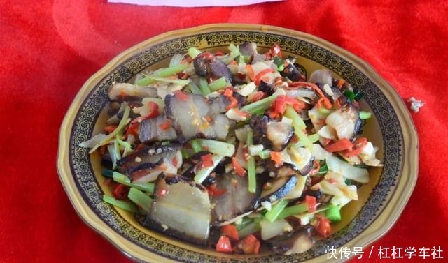 江西铜鼓经典的客家美食,丰盛的“土八碗”!令人念念不忘!