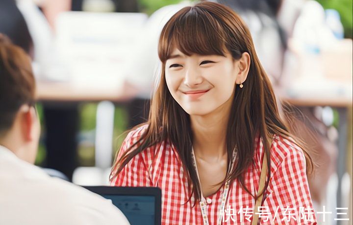 三观|32岁女硕士相亲，拉黑男方被吐槽：吃饭时还有说有笑，转身就翻脸