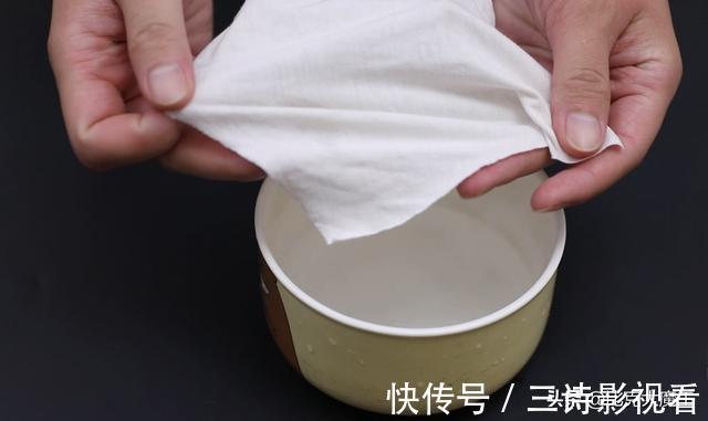 白醋|冰箱封条发霉了不用愁，一个小窍门教你轻松洗干净，方法简单省事