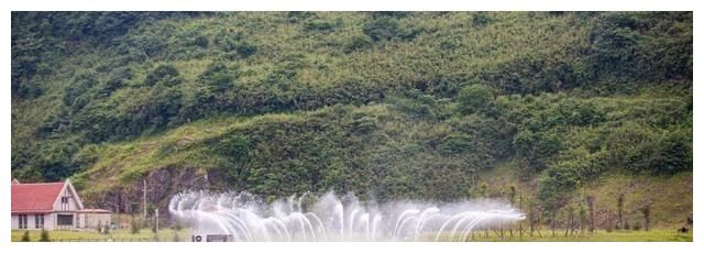 重庆丰都这个旅游胜地，在海拔1800米处建造沙滩，真独特！